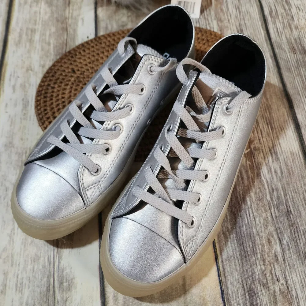 Converse Chuck Taylor All star low top metallic silver shoes youth 5.5 woman 7.5